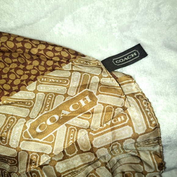 Coach 100% silk scarf - Picture 7 of 7